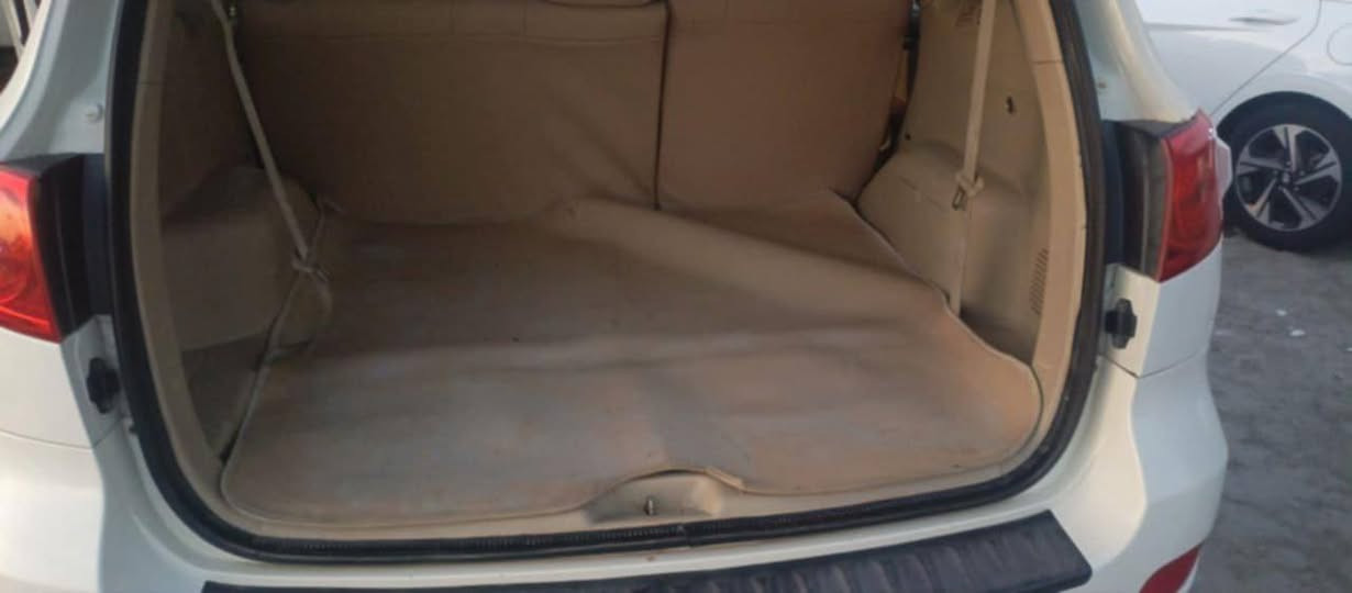 السلام عليكم سنتافي خليجي  مكفوله رقم بغداد سنويه ل 28موديل  2008
محرك 4 سلندر كير مكينه خير من الله السعر 127 وبيه مجال 
عنوان حله ابي غرق
***********
واني مكلف بلنشر وشكرا
