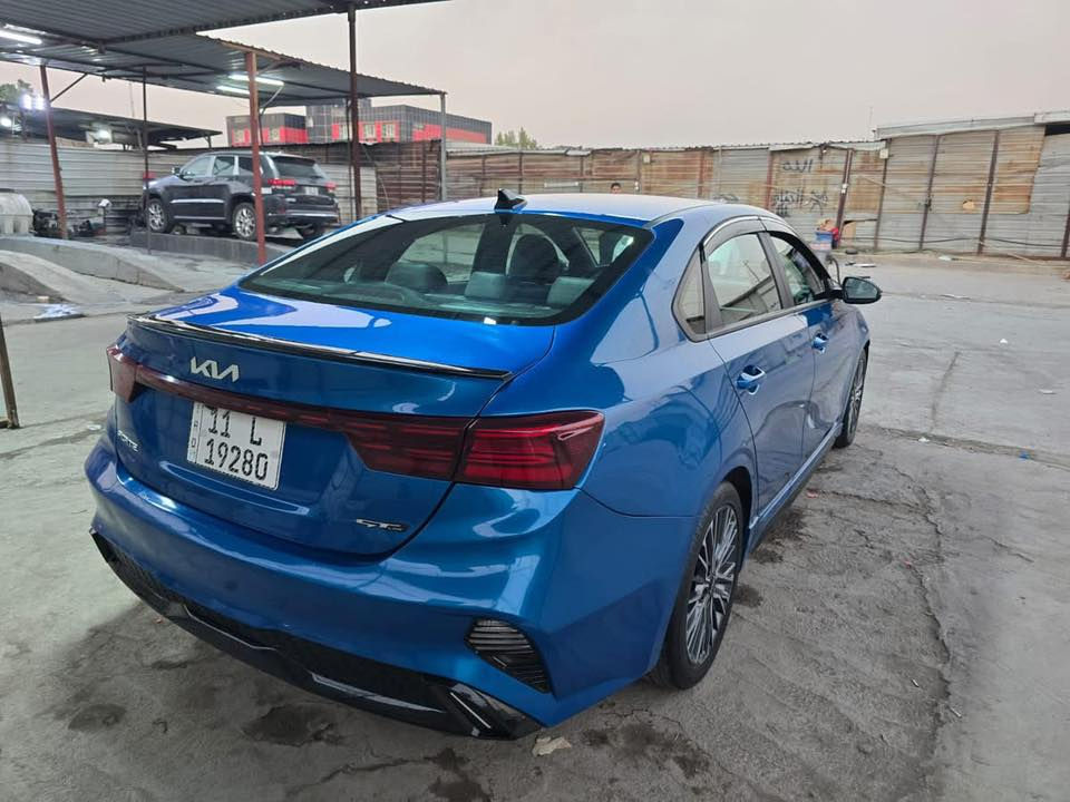 سلام عليكم سيارة فورتي موديل 23 فول مواصفات GT line 1/1 حادثه جنطة والايرباكات كلها سليمة ماشية 19 الف السعر 173 وبيها مجال شي قليل عنواني بغداد / الاعلام ***********
