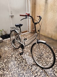 بايسكل بناتي للبيع حجم 26 مكاني بغداد العبيدي قريب من متنزه العبيدي ال...