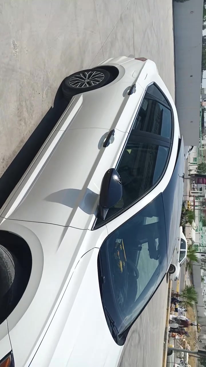 السلام عليكم جيتا 2019 للبيع لون ابيض محرك 14 تيربو بانوراما فول كلين بدون صبغ وارد امريكي  صورة الضرر مرفق مع الصور للاتصال‏‪‪ 
محافظة نينوى ***********
