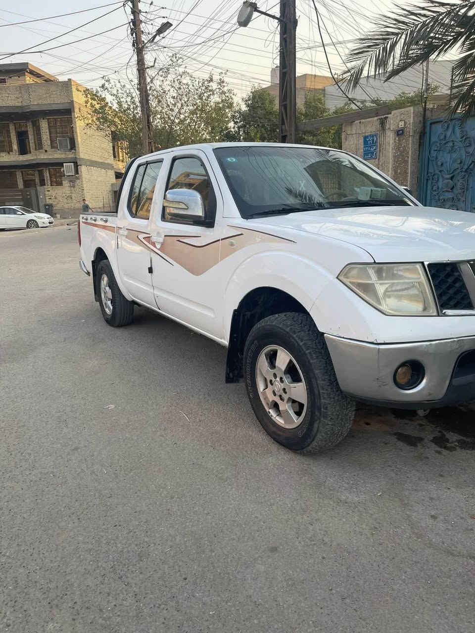 سياره نيفاره ٢٠٠٨ كير عَــَّـاآآديْْ شاشه تاب لمس أندرويد  مكينه ٢٧٠٠ ماناقصها شي  سعر٧٠ورقه وبيها مجال تجي تشوف بيك خير وتدلل مكان بلديات خلف مطعم بك چكن ***********
