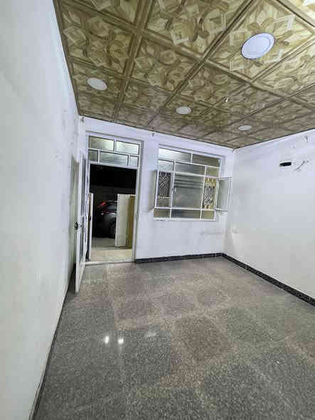 دار حديث للبيع للسكن او للاستثمار 

المساحة  (54  ) متر        الواجهة 4 متر  

يحتوي على غرف نوم عدد    ( 3) وحده منهم ارضيه 
خدمات عدد (2) 

🕹️الاعظميه - الضباط -المربع الذهبي 

شارع عريض 🛣️ 

للأستفسار
                              📞📞📞***********
                             
—————————————————————
📍أو #زيارة #الموقع -#الاعظمية . #خلف #جامع #العساف
 (#المستقبل #للأستثمار #والتسويق #العقاري)
#مقاولات #عامه - #بيع #وشراء #الدور #والاراضي #والبنايات #السكنيه #والتجاريه -#بناء #هدم #ترميم- #
