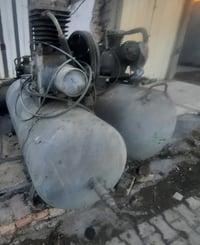 كمبريسرات عدد ٤/ ٣ حجم كبير  واحد حجم وسط  العنوان بغداد المعامل  منطق...