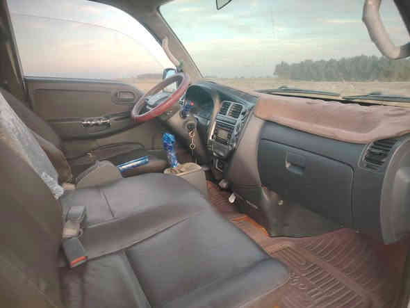 السلام عليكم
كيا بنكو حمل 2700 يعني نثية 2017محرك ٢٧٠٠
خيررررر من الله 
مدوشمه كشنات وارظيه  تخم تايرات   
سيارة كبل للشارع اي نقص مابيه
رقمها واسط   نكليزي   هزه جديده
السيارة  مكفوله كفاله عامه 
السعر ١١٨$     ***********  كير ومحرك كفاله عامه 
سنويه جديده 
تريد تحويل  حاظر 
تريد وكاله  حاظر.   
وبيها مجال شي قليل للطيبين وهذا رقمي ولحد يراسل على الفيس تره ما اعرفله
 مكان السياره بابل الشوملي
