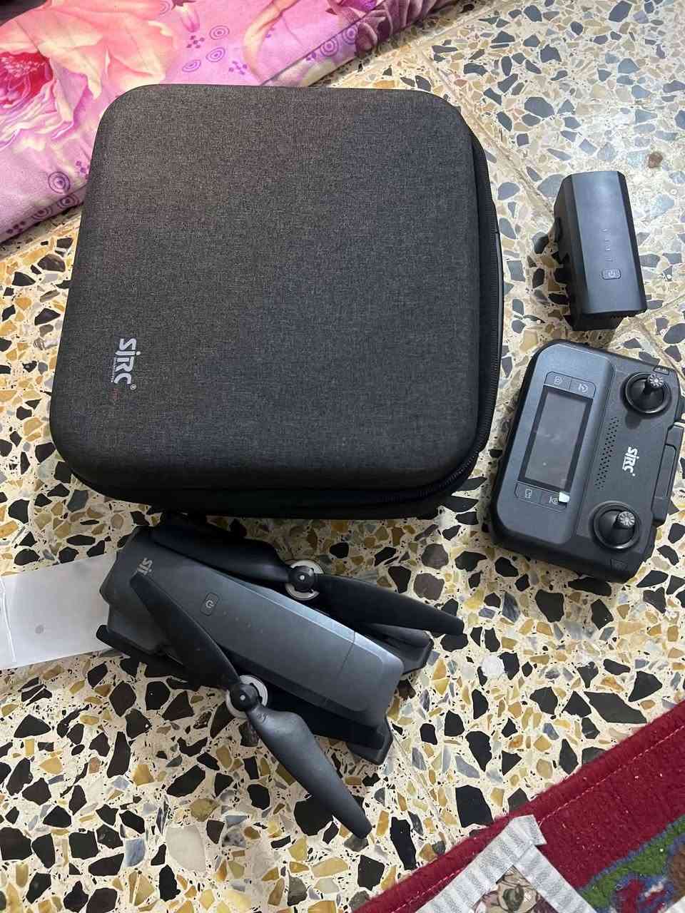 sjrc f22 s pro
جديدة لوك 
كامرة 4k كمبل 
المدى ٤كيلو والارتفاع 500 متر
الربط كيبل بين الجوستك والموبايل ايفون وتايبسي وكالكسي
دبل بطارية ٣٠ دقيقة 
حساسات اماميه وخلفيه واسفل الطائرة 
لدات اسفل الطائره تشتغل عند الهبوط 
منفذ رام لتخزين التسجيلات بجودة 4k 
ل


**إذا كنت صاحب هذا الإعلان وتريد حذفه لأي سبب، رجاءا أرسل رسالة إلى الدعم الفني**