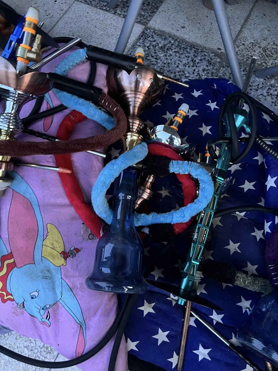 السلام عليكم. نراكيل المانيه و بابليه استخدام قليل بيها كميه 
البابليه 55 
الاماني 70 الف 
بيها مجال للتواصل ***********
