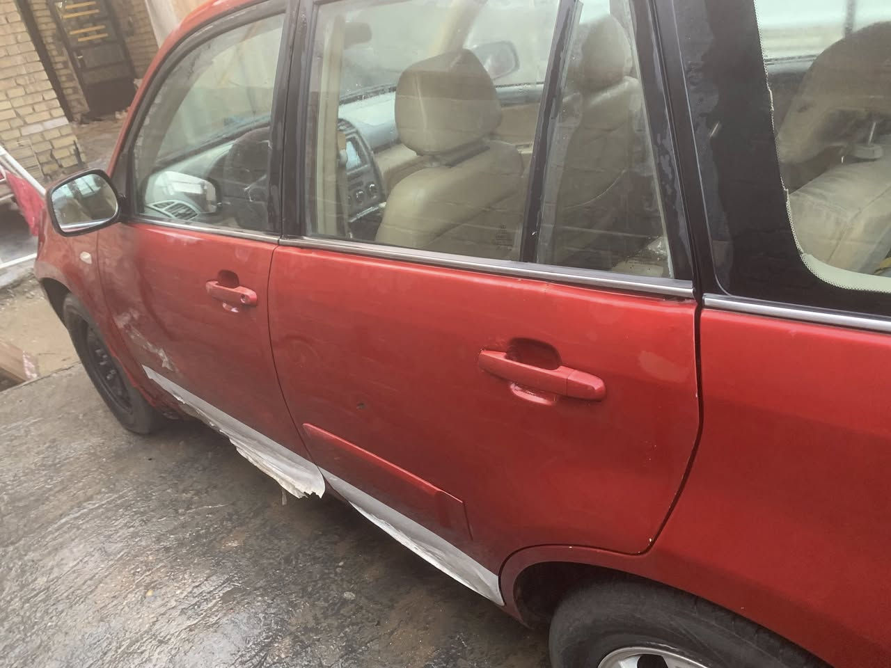 السلام عليكم تيكو 2013 محرك بي تبخير صدر تعبان بيها خياسات سنويه اسمي مكان بغداد السعر 35 بيها مجال بسيط اتصال ***********
