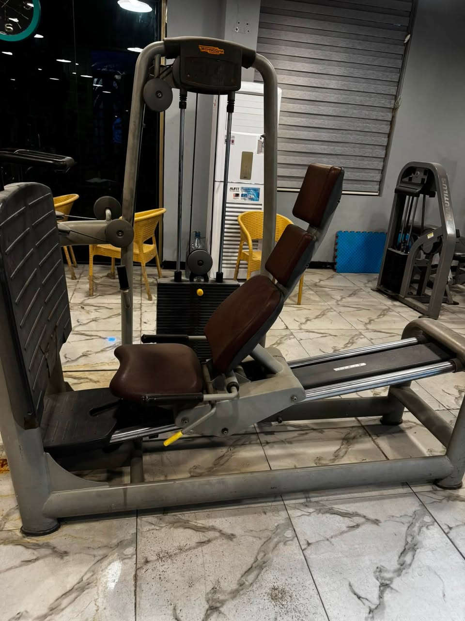 اجهزه للبيع امريكي 
بغداد 
***********
