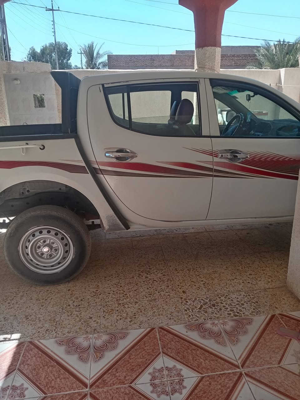 للبيع مسيوبيشي ٢٠١١ كفاله عدا بارد قليل كير عادي رقم انكليزي صلاح الدين  المكان الدجيل *********** والسعر ١٢٢ وبيها مجال إذا تيوتا دبل نظيف مراوس هم يرهم من (٢٠١٠ إلى ٢٠١٥)
