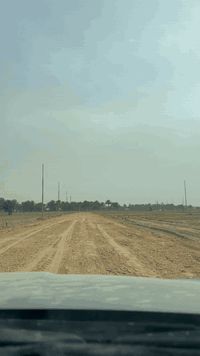 قطع أراضٍ للبيع تقطيع حسب الطلب
خلف شريفة بنت الحسن (ع)
طابو سند 25 – المداور موجودة

🛣 تبليط
💧 ماء
⚡ كهرباء

مساحات: 100م | 200م | 500م | 1000م | دونم
تصلح سكني – مزارع – استثمار

📞 ***********
📞 0771 998 0510
مكتب الرمال للعقار
