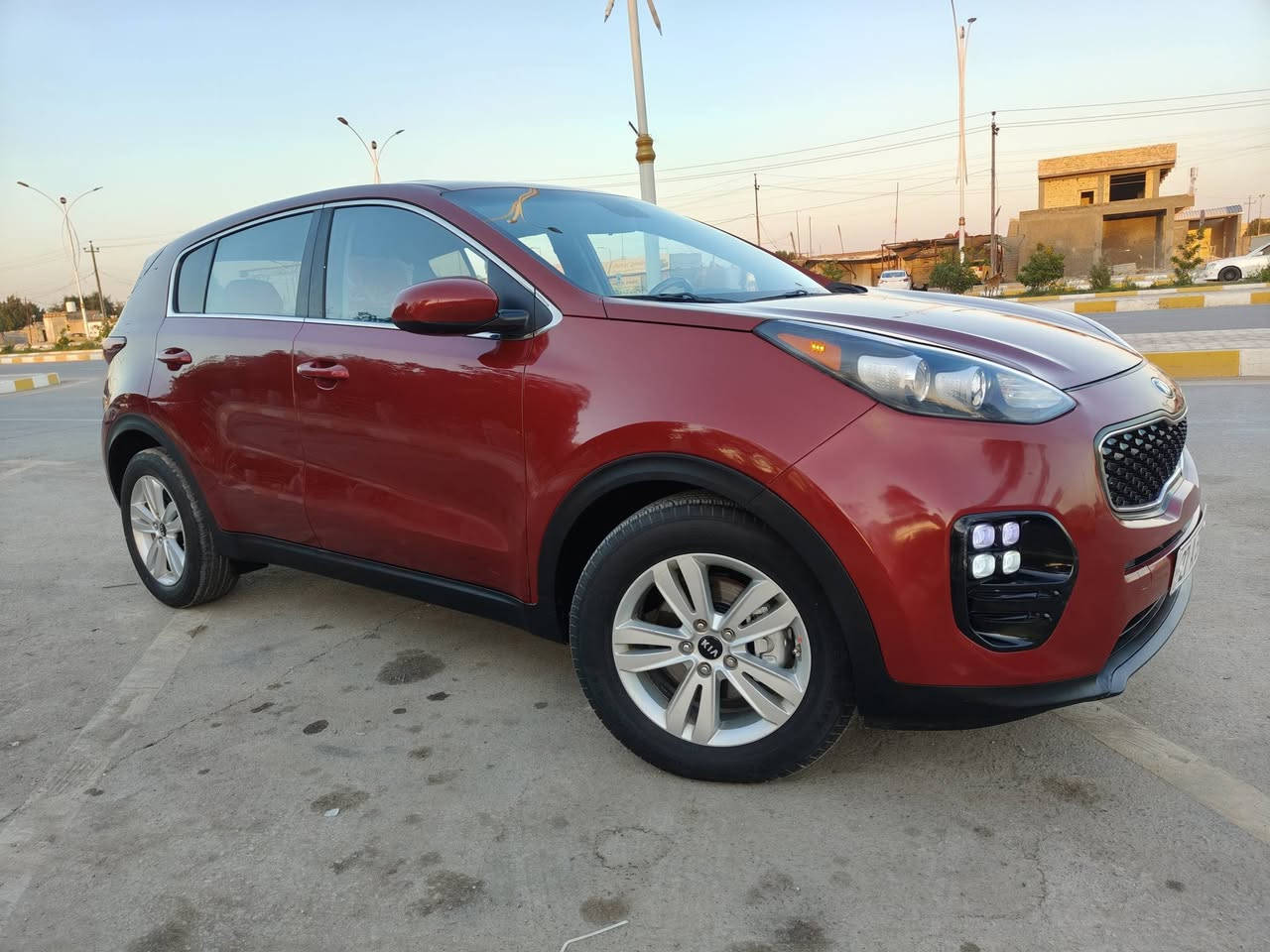 كيا سبورتج موديل 2017 رقم ذي قار دولي بسمي تحويل وارد امريكي حادثها فقط الجاملغ الامامي بدون دواخل بدون ارباك الباقي كفاله
مواصفات لدات اماميه كشافات زنون شاشه كامره دبل تحكمات انظمة قيادة  كشنات جلد     نظام منحدرات  تبريد امامي خلفي محرك اربعه اسلندر 2400 بعده عله وضع الشركه السعر 145 للاستفسار الرقم ***********
***********
