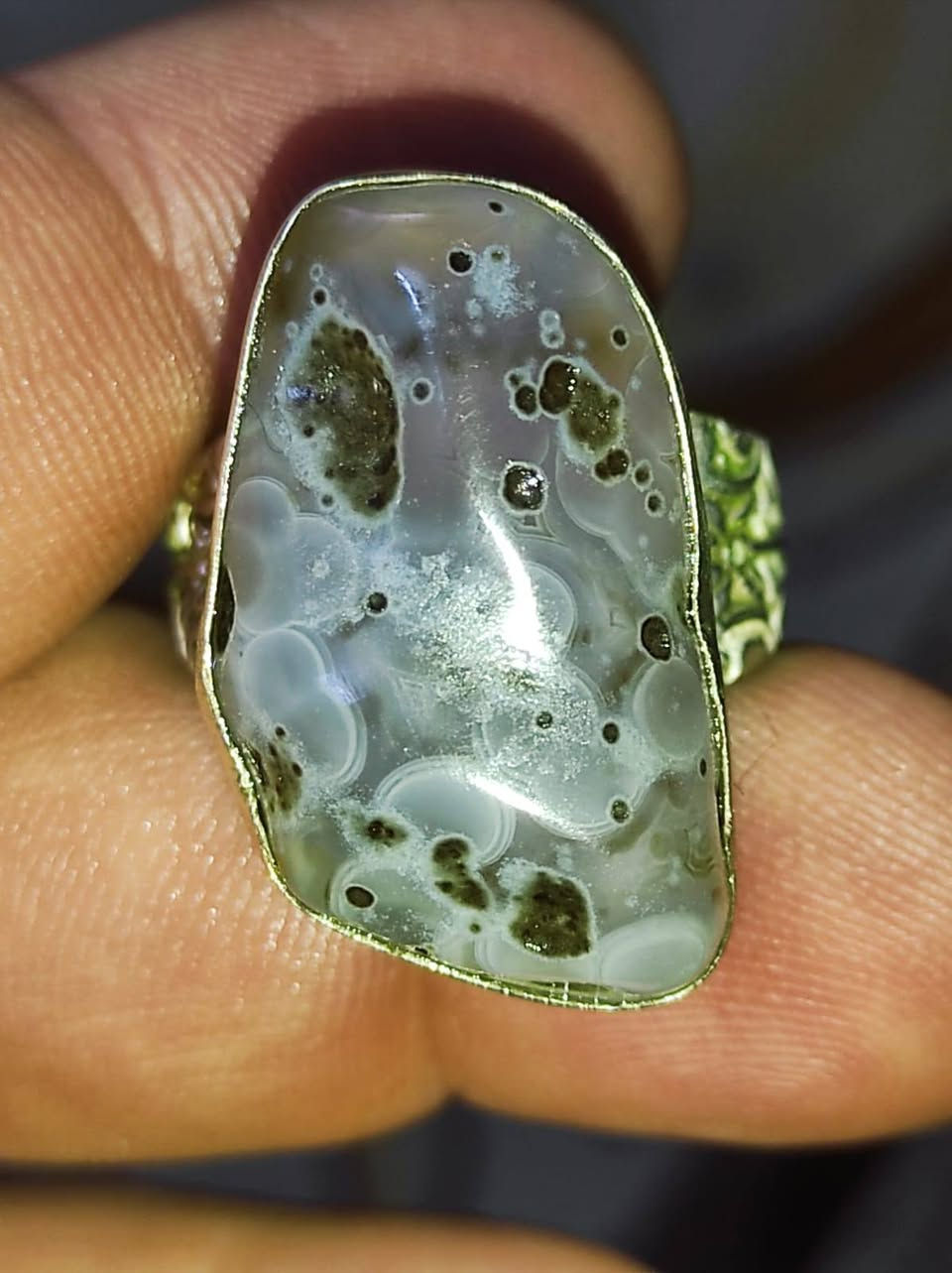 بسم الله 
الوحش الخام 
مصوره وجه جنيه فوللل ازماط 
حجره vip شرط خام مامجروخ 
كامل للحمل مجرب فول محبه 
فول عقد لسان منجم ومبخبر 
فضه عراقي يدوي ٩٢٥ 
٣٥ الف جوه سعر الفضه ابيع 
***********واتساب
