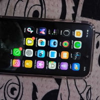 آيفون ١١ • ١٢٨ • بطارية ٩٧