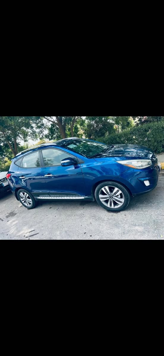 ر

توسان موديل 15 امريكي حادث فقط  دعاميه فول مواصفات عدا الفتحه تبريد شاشه قطعتين 

ارضيه جلد كشنات جلد كشن كهرباء السياره كلها بلاديه لا صبغ ولا معجون رقم بغداد بأسمي السعر 135  بيهه مجال ***********
