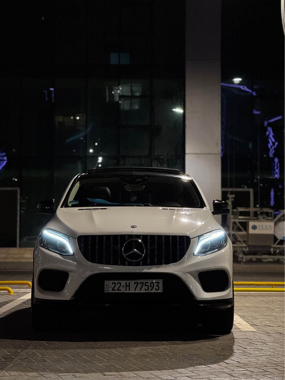 Mercedes GLE 43 AMG 2016 BCM VIP 
مرسيدس جي ال اي 43 اي ام جي فوللل 1على 1 
سيارة نادرة و جميلة وكالة اربيل BCM شركة 
بدون قطرة صبغ دعامي ل دعامي مكفول 
گير محرك كله شرط مكفول 
محرك 3000 v6 توين توربو گير 9 غيارات ملتي كلج 
مواصفات معروفة 
سيارة بس بيه مكانين بي دي ار 
سعر سيارة مناسب 3 شدات 20 ورقة مجال 
بس بيع 32,000$ 
مكان سيارة اربيل شارع اربعين معرض بيار حميد
للستفسار *********** واتساب 
مع تحياتي 🤍 أربيل, العراق
