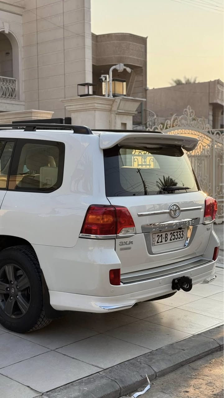 2015 Toyota Landcruiser · Suv · Driven 1,111 miles
سلام عليكم

لاندكروز 2015 جيهان اول مالك 
GXR v6
مكينة 6 سلندر
رقم سليمانية باسمي
ماشية 137 الف حقيقي

سبير وعدة مال شركة 
على ايد وحدة من هيه زيرو 
مكينة كير حداديه تخم تاير باتري كهربائيات كلهن جدد 
كفاله من الصبغ والتبديل 

بيها بارد جوه قبغ البانزين

المواصفات:-
سلايد فتحة
ثلاجة 
كشنات كهربائي ثلاث دكم
شاشة + كامرة + حساس امامي خلفي  
تحكمات ستيرن 
مري شفط
8 ايرباك 

نظام فور ويل 
تشغيل عن بعد 
تشغيل بصمة وابواب وجنطة
وباقي من المواصفات معروفة

السعر 425 بيها مجال للشراي

مكان السياره بغداد السيدية


**إذا كنت صاحب هذا الإعلان وتريد حذفه لأي سبب، رجاءا أرسل رسالة إلى الدعم الفني**
