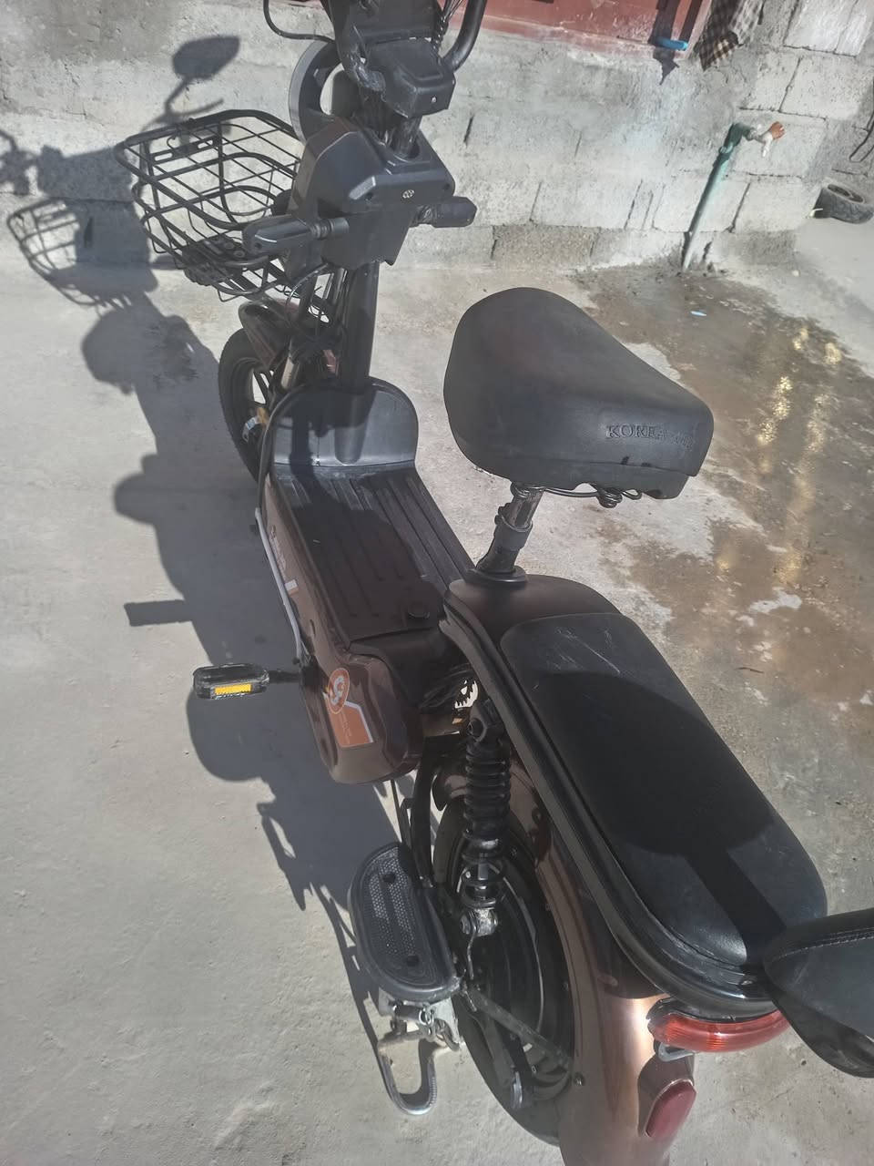 السلام عليكم بايسكل شحن للبيع علا الفحص بطاريات جدد حجم 14الاستفسار علا الرقم ***********
