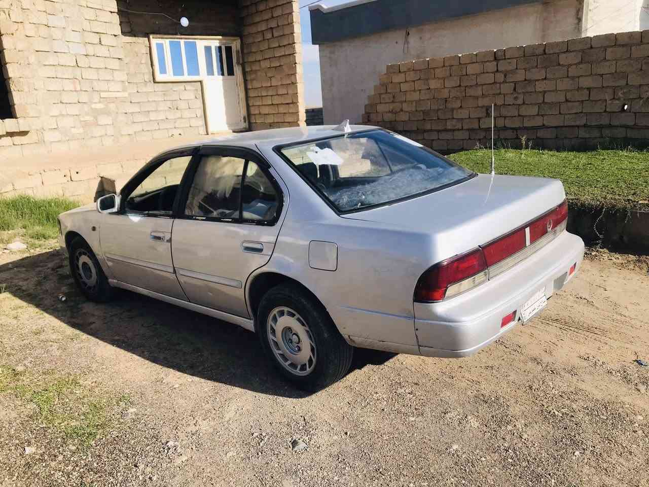 السلام عليكم سياره نيسان مكسيما موديل 91 كير محرك كورله اوتماتيك رقم صلاح الدين الماني سنويه نافذه تحويل موجود السعر 30 وبي مجال 
للأستفسار اتصال *********** يرهم مراوس مكان السياره اصبيح الحوري
