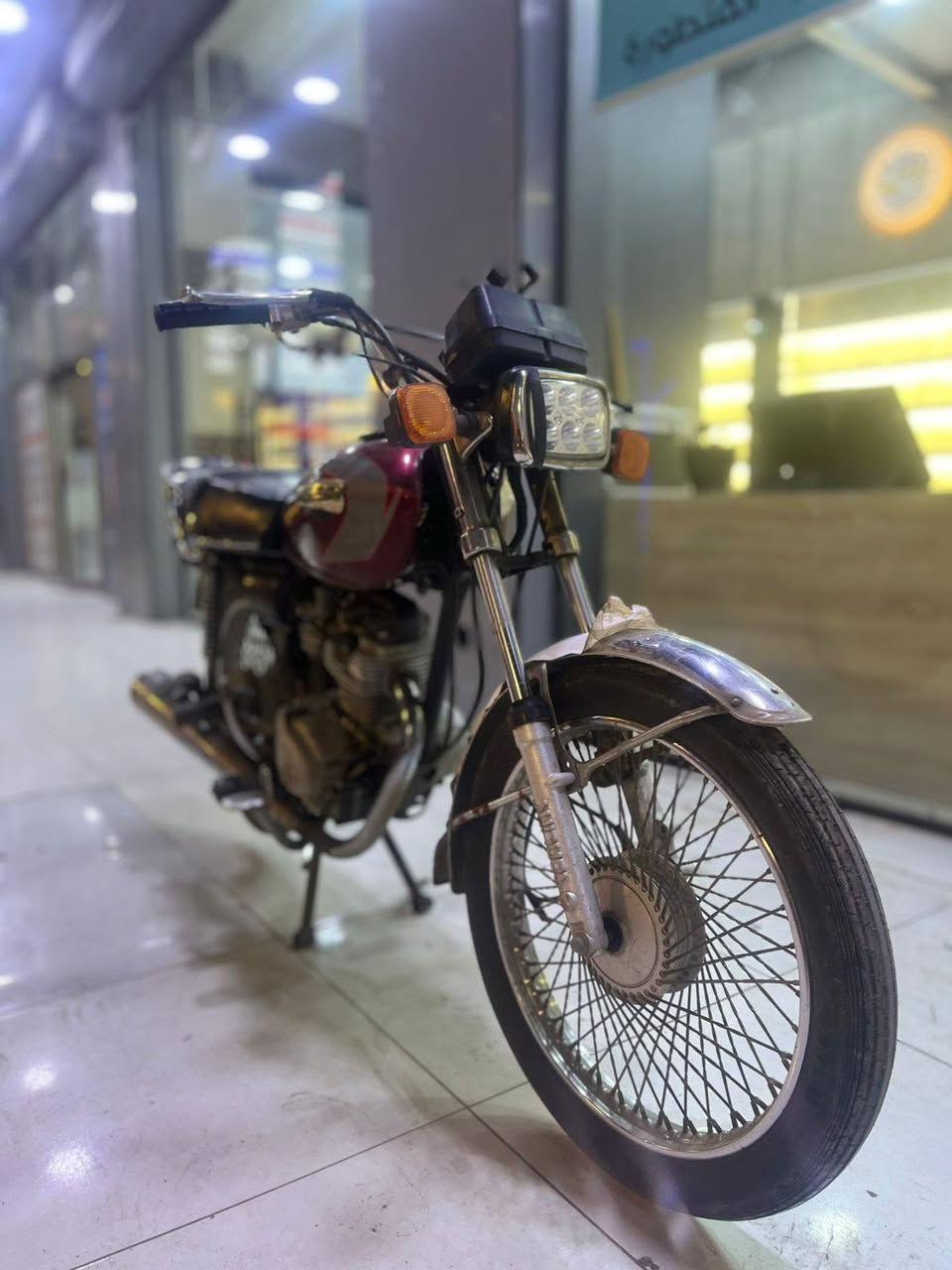 سلام عليكم اخوان تايكر 2020 نضيف محرك مفتوح كهربائيات كلها شغاله سعر 350 بي مجال للطيبين مكان كركوك ***********
