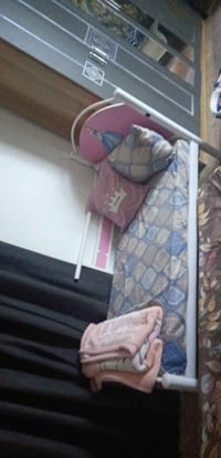 سرير • أثاث • غرفة نوم