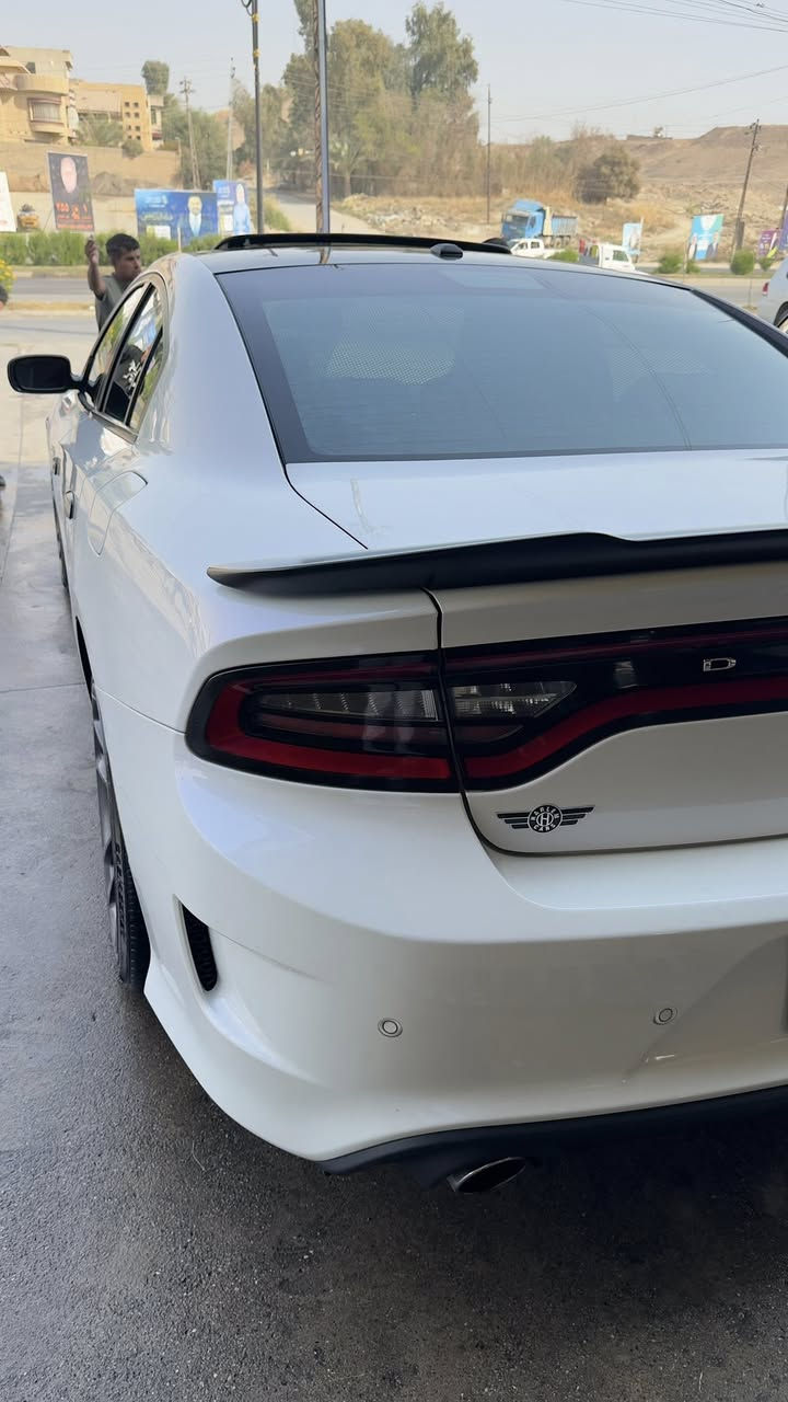 السلام عليكم جارجر سكات باك خليجي هارلم موديل 2021 فول للاخير
فتحة داخل كنتارا احمر رادار امامي جانبي حساسات خلفي كشن خزن كهرب  مودات srt 
محرك 6400 485 هورس باور
ماشية 30 الف كيلوا متر
السيارة كفالة مغلفةppfلون متغير 
السيارة عليها ادامة كاملة بلكات نوزلات حديد ولف حماوة وبرمجة 
سعرها 365 مجال بسيط 
اخي صديقي لاتقارنها بالامريكي والمضرر اخي السيارة ما تفيدك اعبر المنشور تاخذ اغاتها انشالله 
مكانها الموصل ***********
