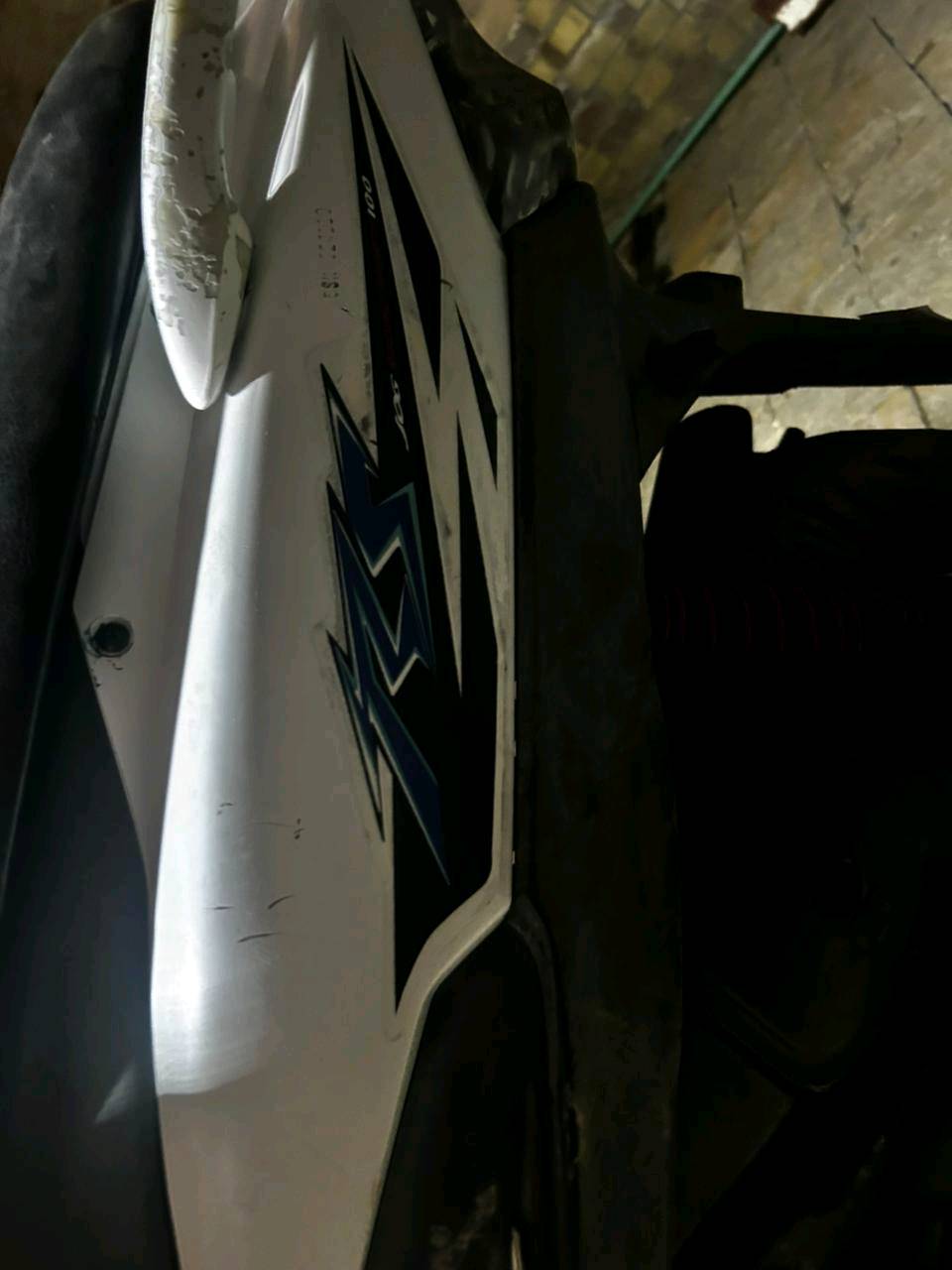 السلام عليكم


ماكس عدله لون ابيض بلادي

موديل 2006

مفتوحه (مبدل ولفات فقط)

دراجه تشتغل سلف +هندر

كفرات بلاي مو تجاري

كاعيه مختمه وي كفر

قبق جنطه مختم 

كهربائيات شغاله كلها


عايزها فقط عداد


مكاني ديوانيه إسكان قديمه قرب جامع طالب شيال أو مستشفى الحسين الأطفال اتصل على رقم *********** 