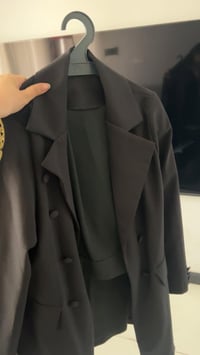 قاط اسود • ملبوس مرة • مقاس 42/46