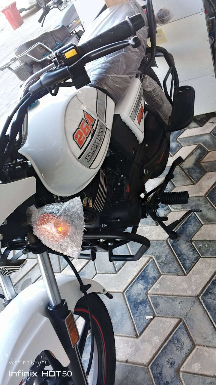 ديوان 23 مكينه 200 كتابه حمره الشكل القديم ويل 18 زيرو اول البارحه مشدوده من الصندوك عله وضع الشركه اوراق سكنر من الوكيل السعر مليون 650 وبيه مجال كلش بصط حك الجيه مكان بابل الحمزه الغربي ***********
