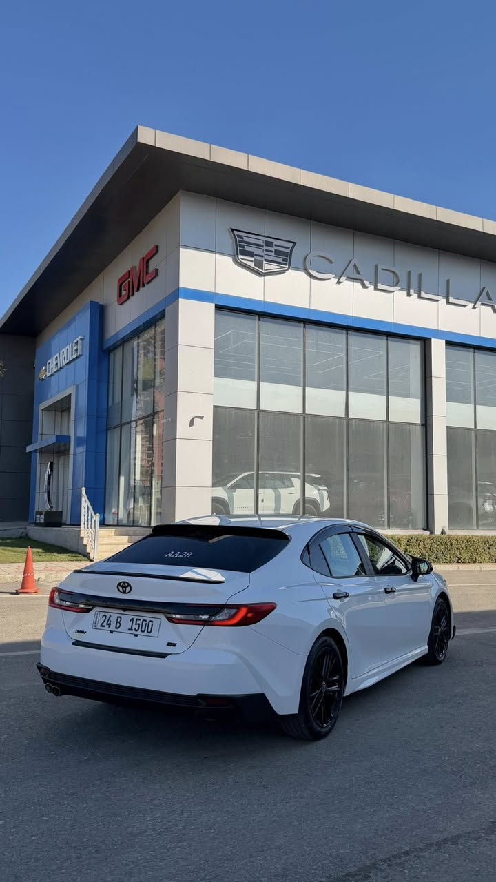 Camry SE 2025
كامري موديل 2025 فئة SE هايبرد بدون صبغ بدون دواخل بدون ايرباك بيها مكانين تعديل بارد فقط 

ماشية : 5000 ميل فقط 

مواصفات : 
*بصمة 
*كشنات جلد 
*شفتات ستيرن
*كشن كهرب 
*شحن لاسلكي 
*تبريد قطعتين 
*رادار امامي 
*رادار بالمري 
*هندبريك دكمة 
*اوتو هولد 
*نظام EVmood 
*ثلاث وضعيات قيادة 
وباقي مواصفات كامري المعروفة 

السيارة مرقمة دهوك كامل سنوية وهزة جديد 

مكان السيارة دهوك معارض الجديدة 

السعر : 275 $ ومجال بسيط 

للاستفسار الاتصال على الرقم 

***********
