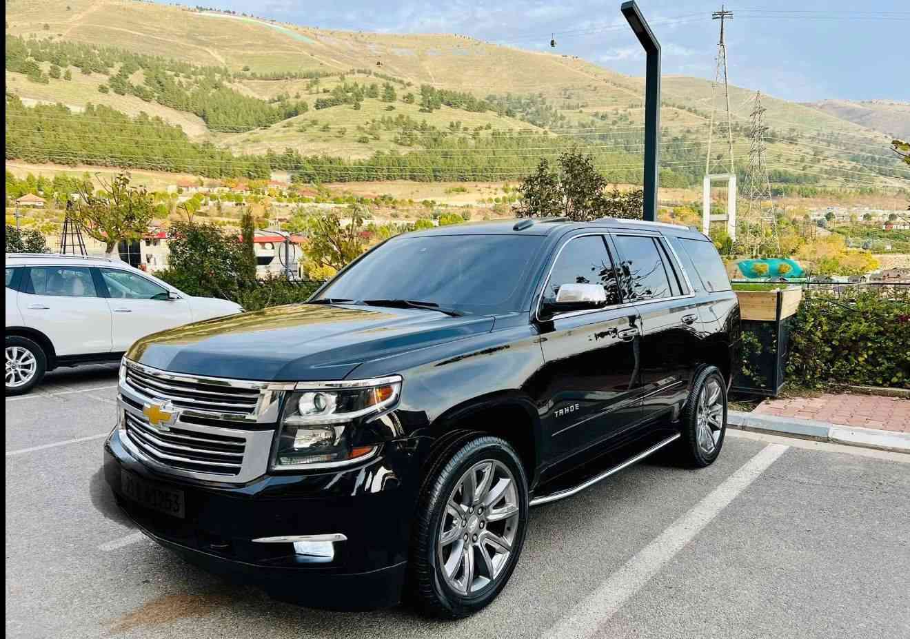 السلام عليكم شفرليت تاهو 2017 خليجي
فول موصفات واحد ع واحد وكاله المنصور 
رقم اربيل الجديد 
كفاله عامه ضربه وصبغ وتبديل حتى الدعاميات 
مكينه 5300 كفاله ما مفتوحه بلاد 
العنوان البصره 
السعر  380 مجال 
رقم الموبايل ***********
