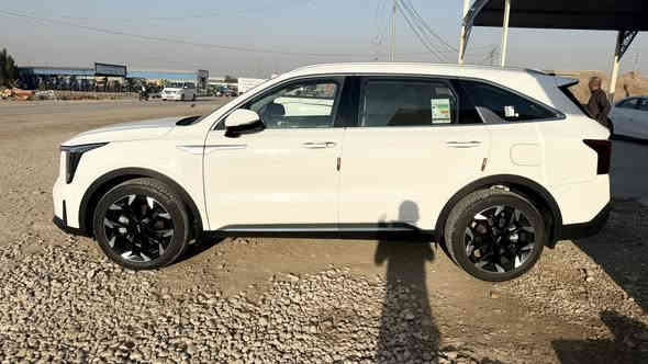 السلام عليكم
للبيع او مراوس كيا سورنتو  خليجي موديل 2025 وكاله شركه نم
ماشيه 12 الف
نص موصفات قماره حديد
حجم المحرك V6 
رقم اربيل وكاله او تحويل
مكفول عام
السعر 335$ 
مكانها واسط الزبيديه
***********
