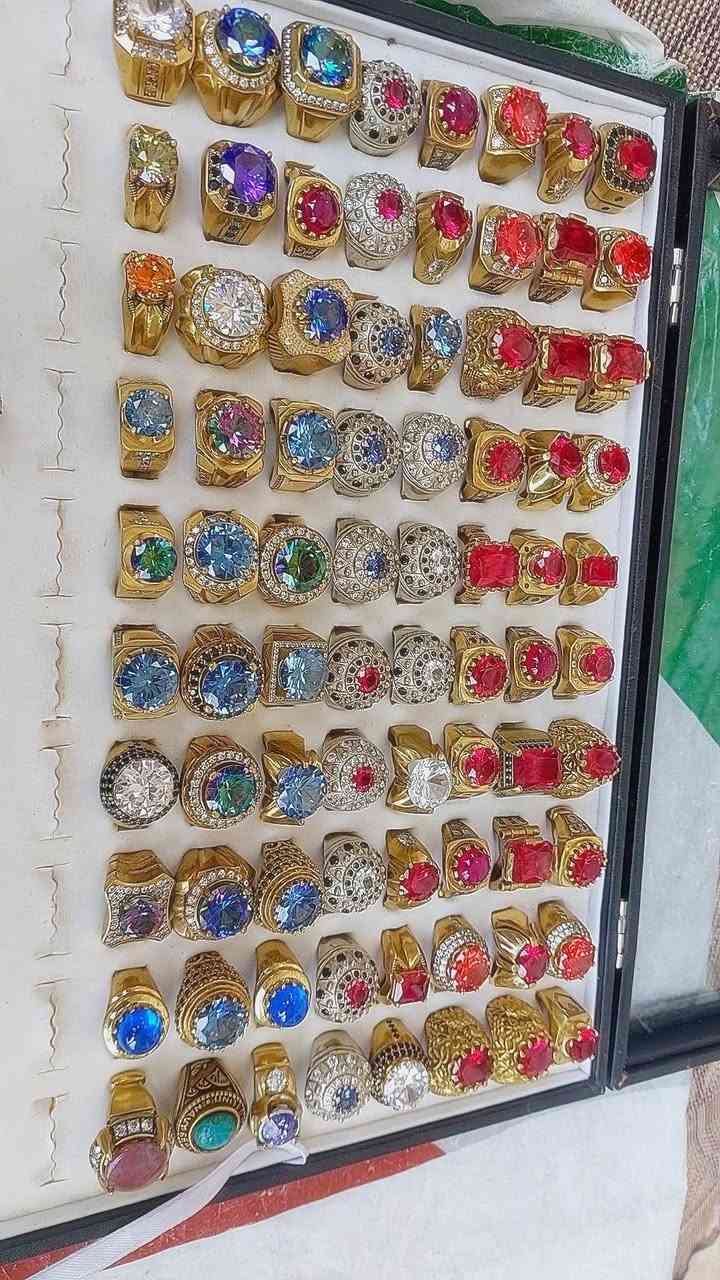 سلام عليكم. للبيع مجوهرات صياغة القالب نحاس خالص موديلات رجالية مميزة احجار اصلية تدگ بالجهاز مال فحص المجوهرات فول ان شاء الله جملة او مفرد الشراي الي على باب الله يراسلني خاص ويتدلل


**إذا كنت صاحب هذا الإعلان وتريد حذفه لأي سبب، رجاءا أرسل رسالة إلى الدعم الفني**