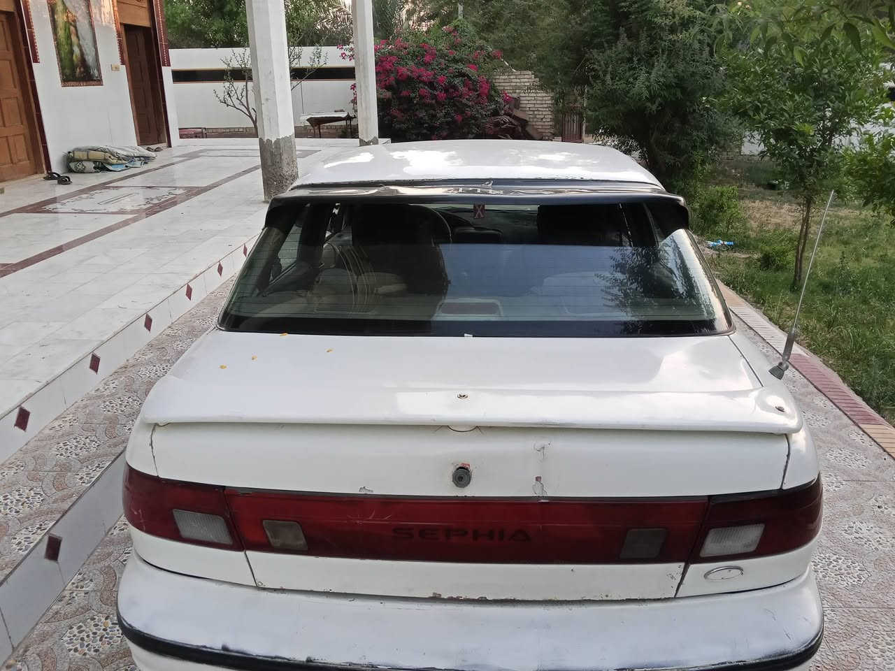 السلام عليكم كيا سيفيا مديل 1993 رقم قادسيه الماني سنويته صاقطه مكينه مسكر بيه دخانه شوي وتكطع كيره جديد  الكشر شوفت عينك شادله تخم تاير بالجيس كهربائيات شغاله اشاير كلوب دوشمه جديده كاعيات جدد باتري جديد السياره ترايه حلو كلش اسبير بيه سعره 20 قفل مكان السيارة بابل الحمزه الغربي 
رقم الاتصال *********** فقط اتصال هذا 
رقم وتساب *********** فقط وتساب هذا
