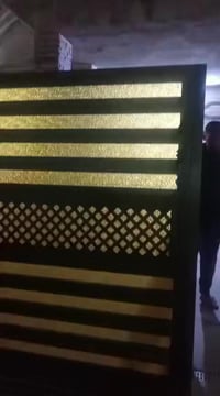 يوجد لدينا بيت لإيجار مساحه 200م واجهه 10 في  20 يحتوي ع غرفتين نوم وص...