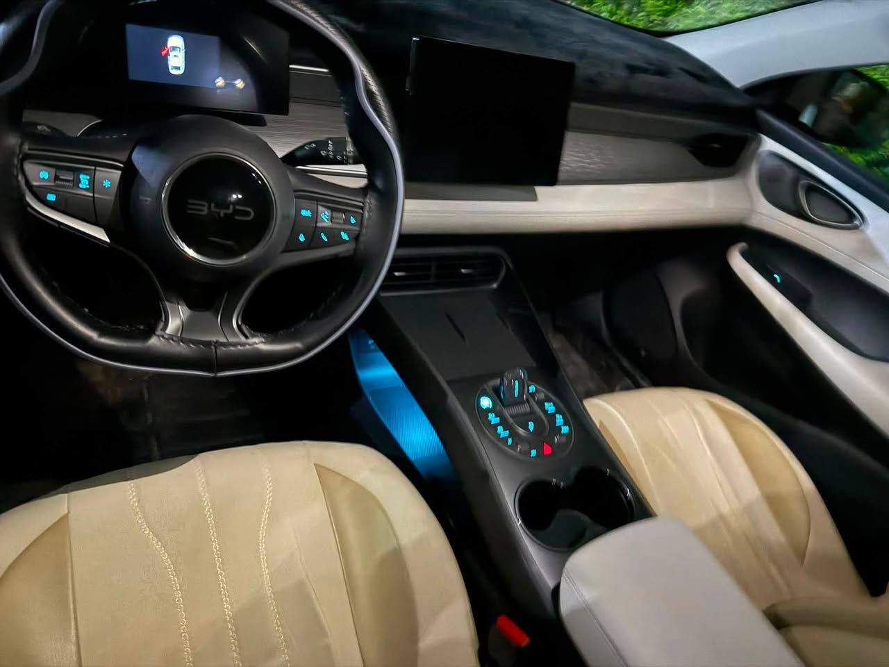Byd sale05 هيجي نيه ويل كروم زور خاوينه ته نيا ١٠ هه زار رويشتوه  ره قم هه ولير موديل 2025 نرخي 136$مجاليكي كه مي تيدايه موبايل ***********
