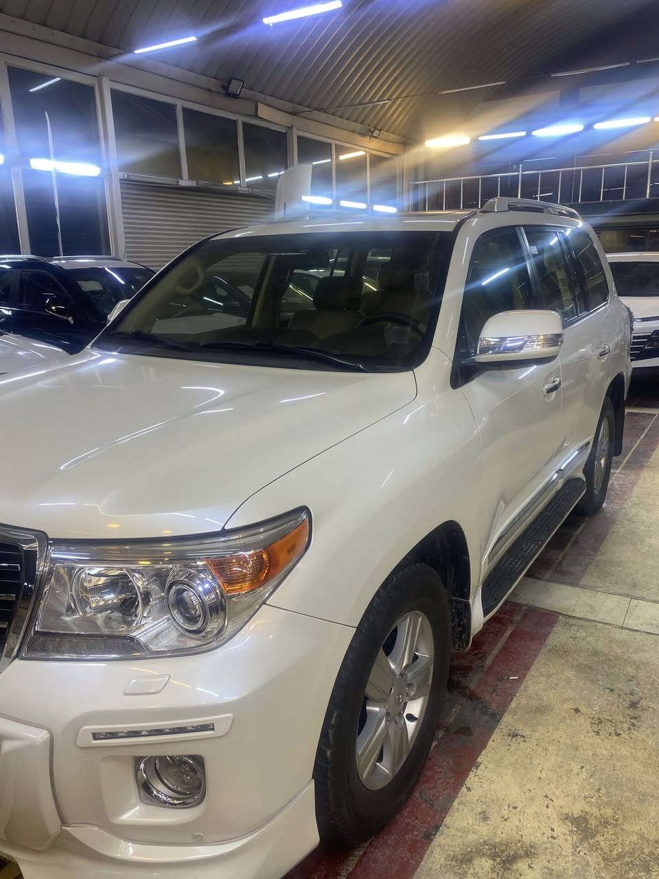 لاندكروز ٢٠١٣ 

بريم أصلي 

مواصفات ١/١ 

ماشيه ٤٨ الف حقيقي (شرط السونر) 

مكفوله من صبغ و بارد و تكحيل 

العنوان / الوزيريه / معرض شركه الزبون 

***********
