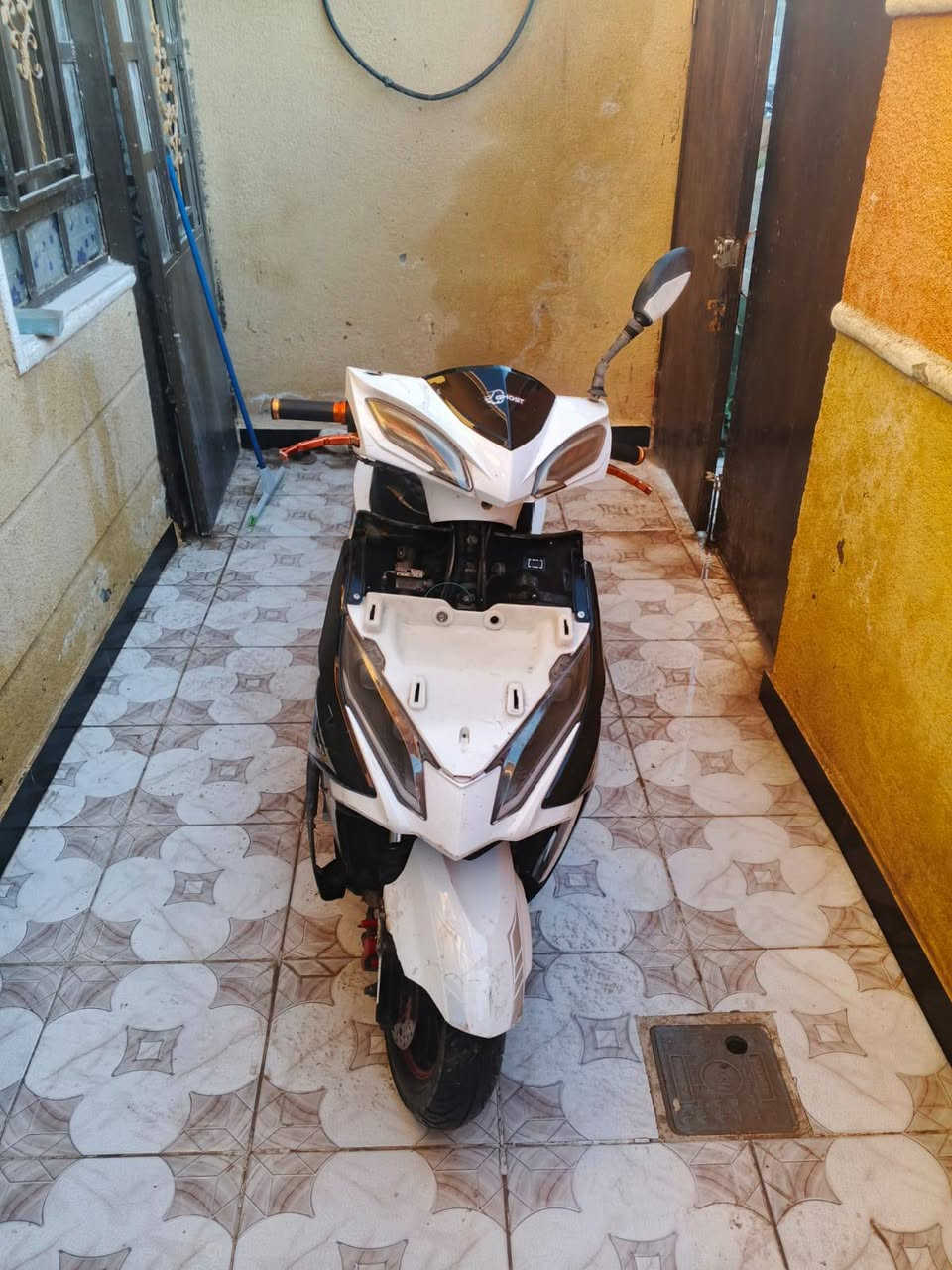 دراجة صيني محرك ما مفتوح بس الكفرات تعبانة السعر 250 مجال قليل ***********
