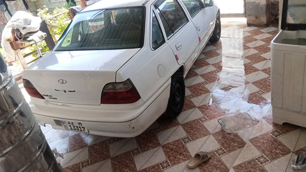 السلام عليكم سياره للبيع سيلو موديل 95 رقم بغداد الجديد الثانويه 31 سياره تبريد شغال  محرك جديد جير جديد سياره من الله ***********
