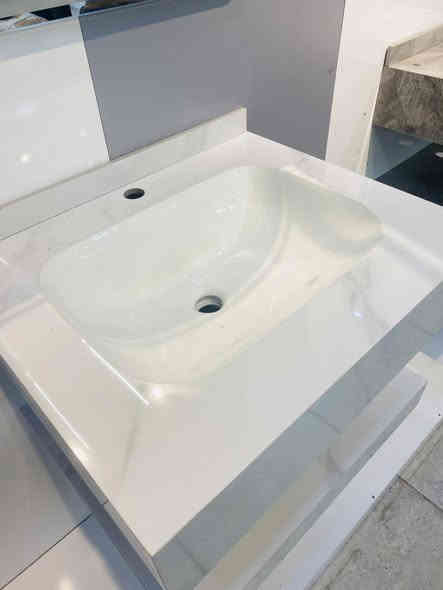 كل يوم جديد 

جودة تدوم، فخامة تُلهم، وسعر يُرضي الجميع
عرض خاص لغاية 21/11
130 الف فقط 
مغسلة بورسلين 60 cm كامل مع مرايا وخلاط وصوندة تصريف 
للاستفسار مراسلة صفحة او الاتصال بالرقم 
***********

#إبراهيم_صدف #صحيات_راقية #فخامة_وجودة #أسعار_مناسبة #ديكور_منزلي #خانقين #ديالى #تصاميم_راقية #راحة_وأناقة
