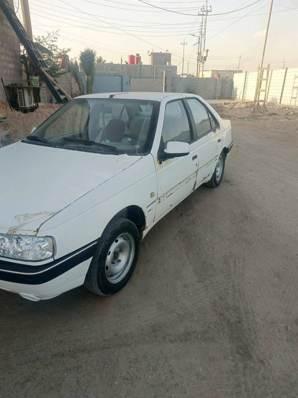 ببجو ٤٠٥ مديل ٢٠١٤ مكينه كير تبريد 
سنويه منتهيه مكانها بصره ابي الخصيب 
سعر 32 
رقم صاحب السياره 
***********
