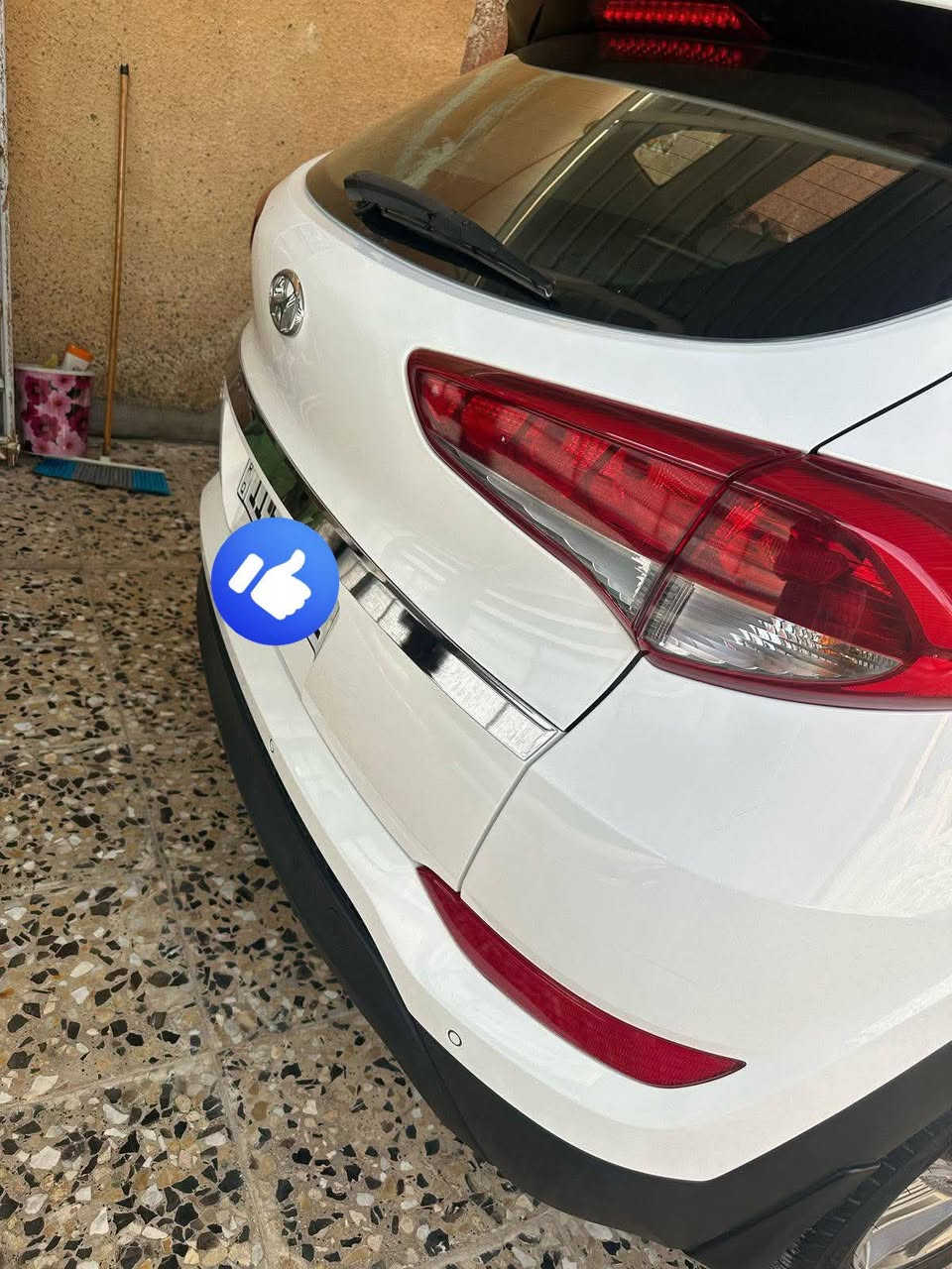 توسان 2018 خليجي 
فول موصفات  محرك الفين بانوراما
شاشة 
كاميرا
حساسات أمامية
حساسات خلفية
مري شفط
نظامين قيادة
ماشية 60 الف سيارة جديدة بمعنى الكلمه 
تخم تاير جديد سبير منازل
رقم انكليزي
هزة جديده
سيارة كفالة كفاله عامه من الصبغ والتبديل من بارد 
بسمي تحويل مباشر رقم بغداد 
رقم الهاتف ‏‪***********‬‏
عنوان ديالى
