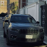 جيب بزون 2023 صبغ عام للبيع او مراوس ب 140 وبيها مجال مكاني بغداد للتو...