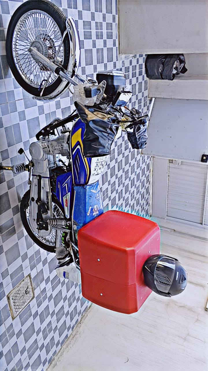 سلام عليكم ماطور للبيع سونيك 2025جديد شرط من تايه للتايه ما ناقصو شي مكينه شرط لا تنقيص لا بخار لا صرف ما مفتوح شرط جيبلك 10فيتريه يجيكونو وياك متوازي لبيعتو بدون خوذه وجنطه سعر 650الف وبي مجال شراي يجي خاص او يتصل 
***********بي واتساب 
***********بي واتساب
