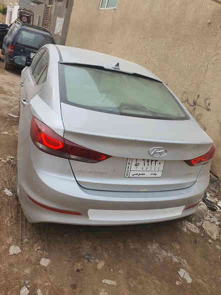 السلام عليكم... من رخصة الأدمن المحترم 🌹
النترا 2017 لمتد فول مواصفات 
رقم بغداد تحويل ثاني يوم 
مواصفات بصمه تشغيل و ابواب 
نقطه عمياء 
كشنات جلد 
فتحه 
تدفئة كشنات امامي و خلفي 
حادث جاملغ مبدل و مصبوغ و بنيد مصلح نفسه ومصبوغ 
بيها شخوط موضحه بلصور 
مكان السيارة حله 
السعر ١٣٠ وبيها مجال 
***********
