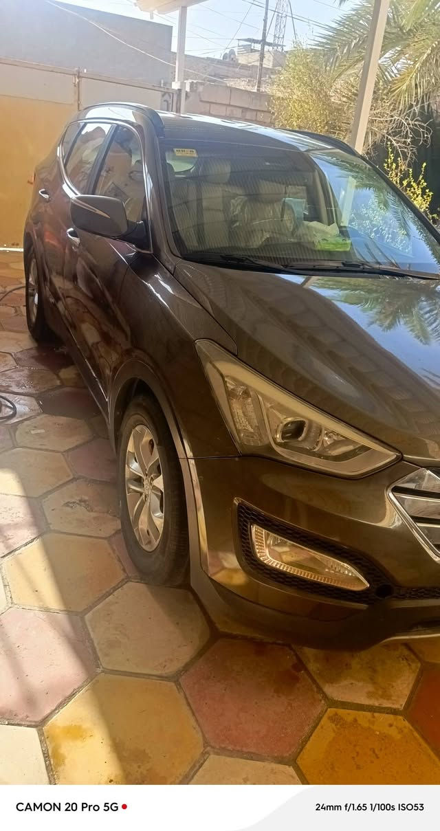 سلام عليكم
سنتافي موديل 13 محرك 2400 تيربو وارد امريكي حادث جاملغ امامي جهه سايق سياره جاهزة مكينه كير تبريد حداديه تخم تاير ترايها من لبصره لدهوك ذهابا وإياباً سياره اسمي تحويل ثاني يوم اكاتب عقد مروري لسياره رقم بغداد لسعر 122 وبيها شويه مجال مكان لسياره نجف تواصل اتصال على الرقم ***********
