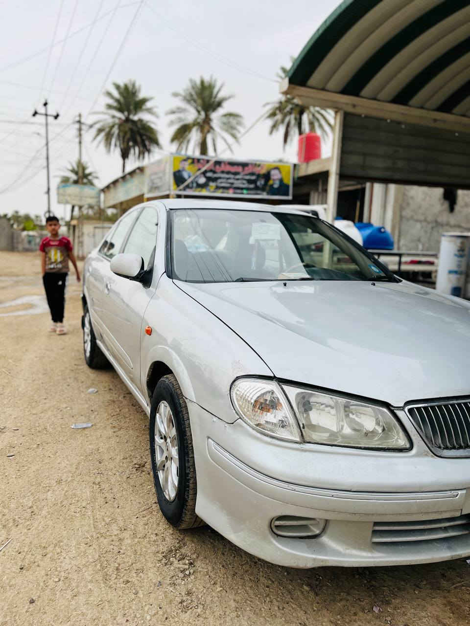 السلام عليكم نيسان سني موديل 2000 رقم بابل مداور ثاني يوم گير مكينه حاويه جدد مكان  بابل الكفل *********** السعر 58
