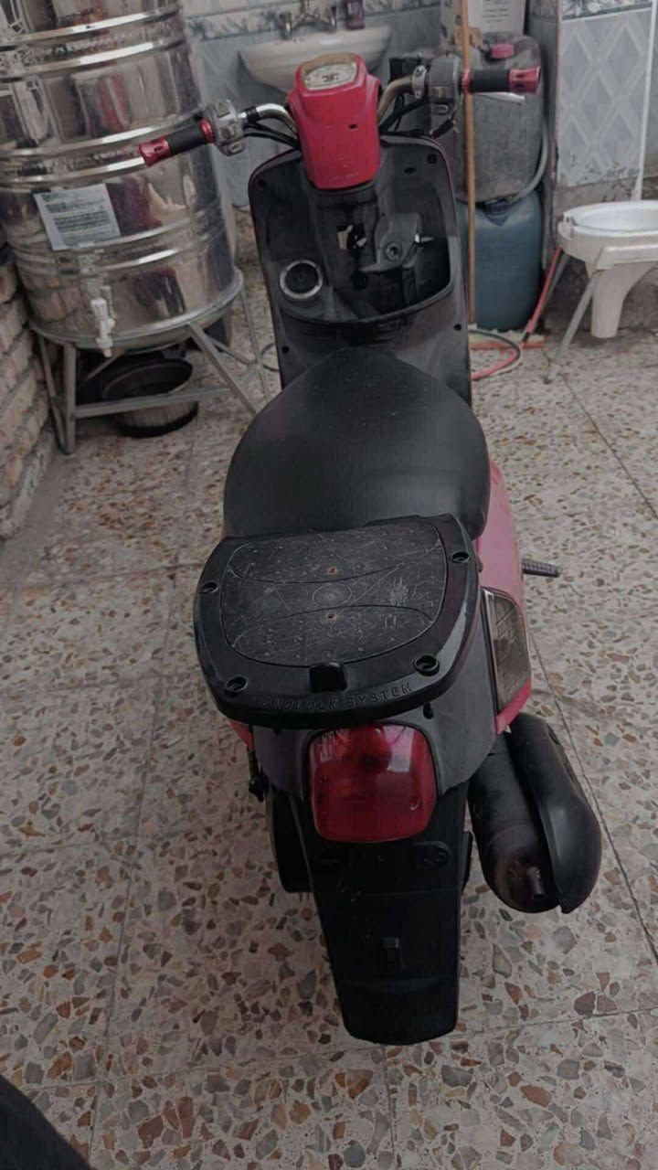 بوليس لببيع نضيفه أوراق كامله كهربائيات كلها شغاله مكينه تخبل ناعمه دراجه برغي مامفتوح بيها مكاني حسينيه *********** دراجه خير من الله سعر ٦٠٠ بيها
