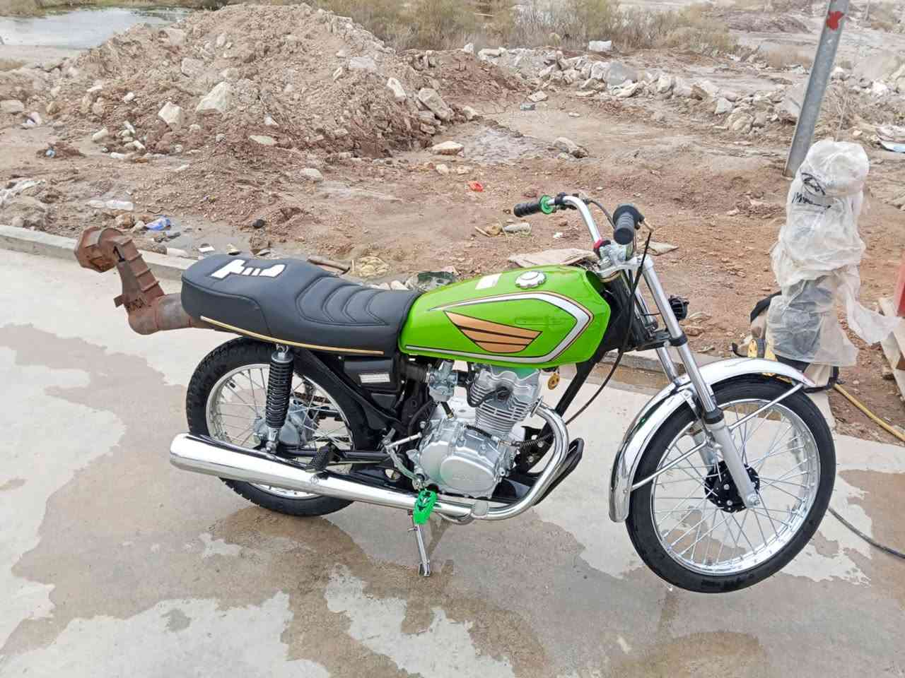 السلام عليكم مكلف بالنشر دراجه صارله شهر معمره مكينه نامه شلامجه +شاصي ارشا اوراق اصولي. والشراي بيه خير ويدلل
هذا رقم راعيه ‏‪***********‬‏
