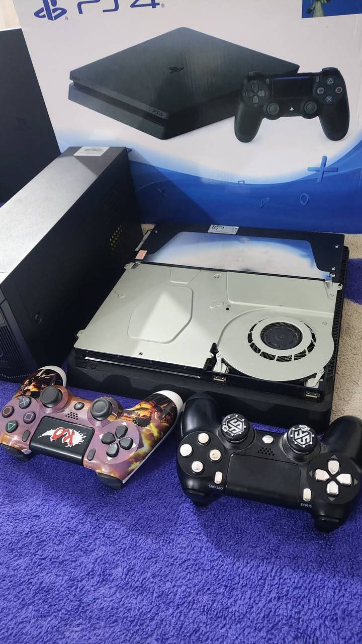 السلام عليكم  فور سلم 1 تيرة  مهكر قرص نظام 12  مع جوستكين اصلي وتجاري مع يو بي اس
 قفل. 265


**إذا كنت صاحب هذا الإعلان وتريد حذفه لأي سبب، رجاءا أرسل رسالة إلى الدعم الفني**