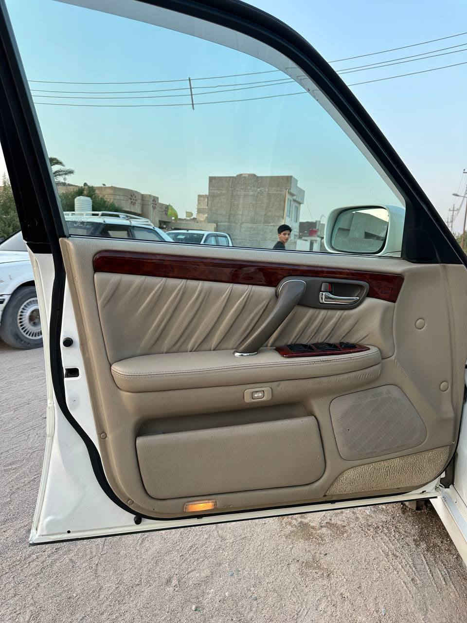 سلام عليكم ملكه البيع كصه قماره فقط بسمي رقم بصره بسمي تحويل شرط سياره مال جناي ديفور كبير 3 دكم اصل برده سعر 128 وبيه مجال *********** مكان القرنه
